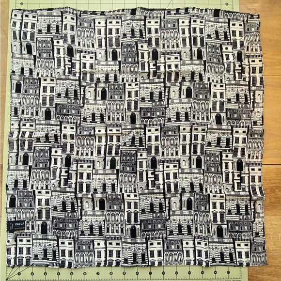 Silk scarf-20” Square - Picture 4 of 16